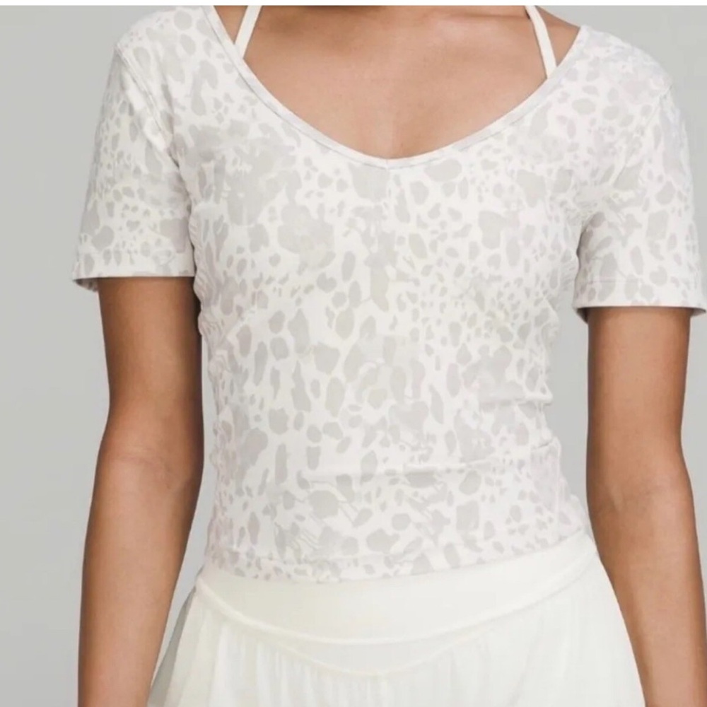 lululemon athletica Short Sleeve Align Tee in Cream Leopard